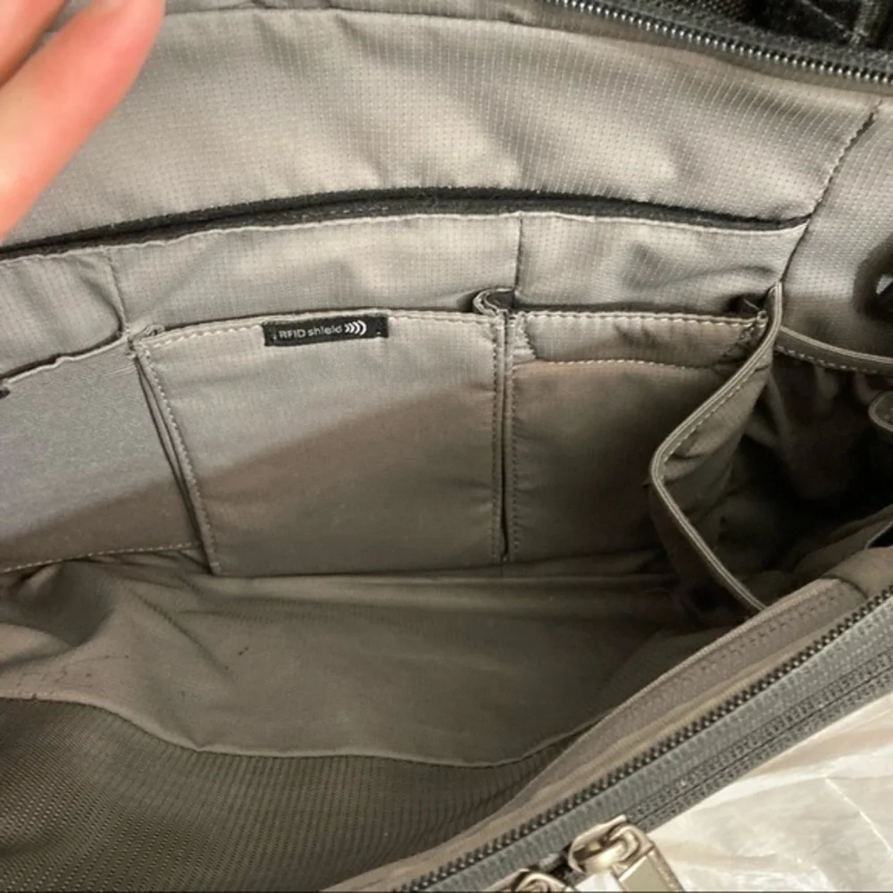 Briggs & Riley laptop carryone briefcase bag